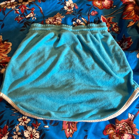 Skirt - Picture 3 of 3